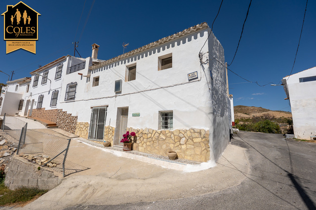 LUB2C02: Cortijo for Sale in Lubrin, Almería
