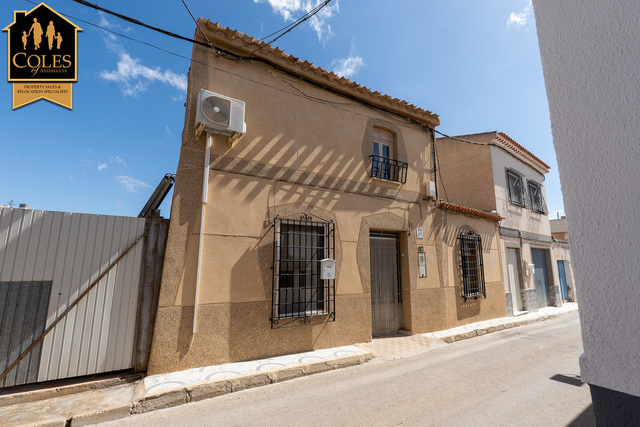GAL4T07: Town house for Sale in Los Gallardos, Almería