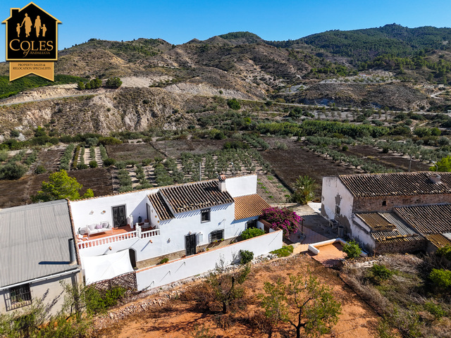 ARB4C05: Cortijo for Sale in Arboleas, Almería