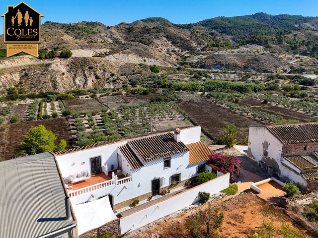 ARB4C05: Cortijo for Sale in Arboleas, Almería