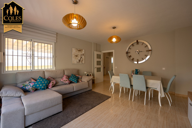 TUR3V55: Villa for Sale in Turre, Almería