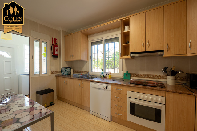 TUR3V55: Villa for Sale in Turre, Almería