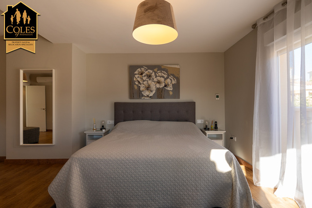 TUR3V55: Villa for Sale in Turre, Almería
