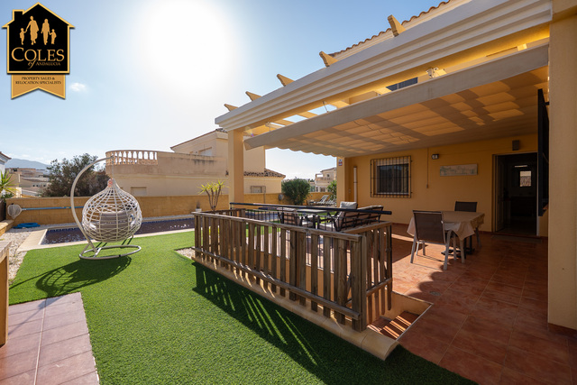 TUR3V55: Villa for Sale in Turre, Almería
