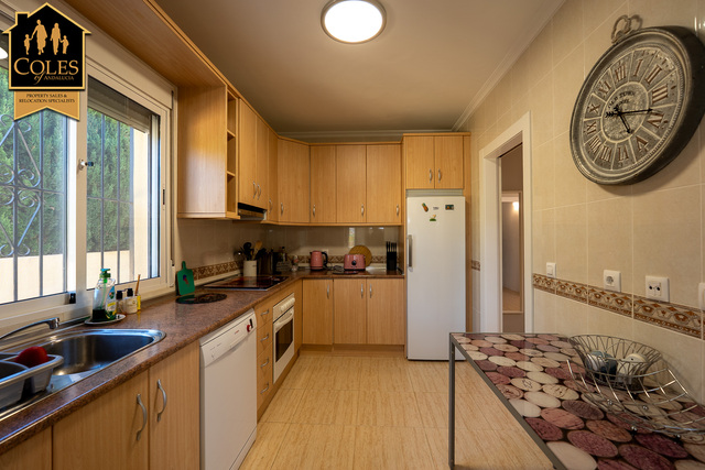 TUR3V55: Villa for Sale in Turre, Almería