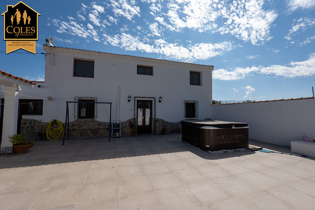 RUB4C07: Cortijo for Sale in Velez Rubio, Almería