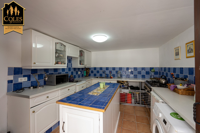 RUB4C07: Cortijo for Sale in Velez Rubio, Almería