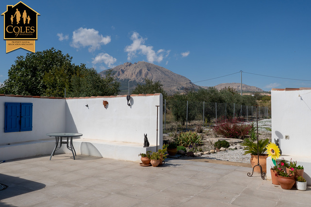 RUB4C07: Cortijo for Sale in Velez Rubio, Almería