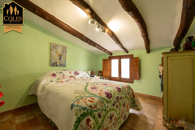 RUB4C07: Cortijo for Sale in Velez Rubio, Almería