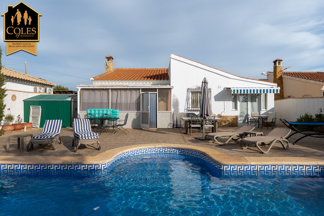 URC2V01: Villa for Sale in Urcal, Almería