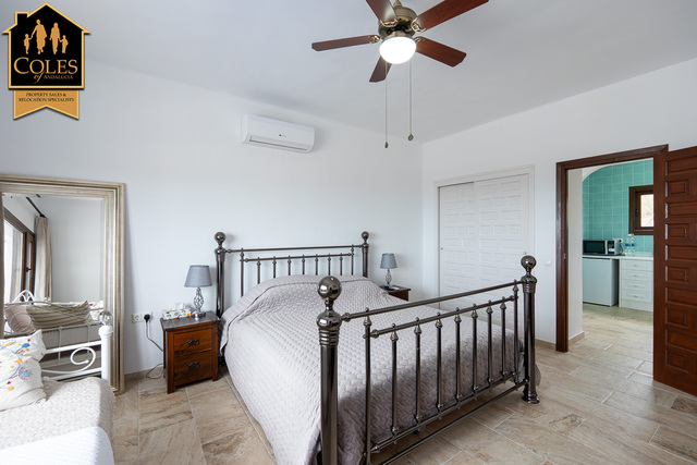 MOJ4V15: Villa for Sale in Mojácar Playa, Almería