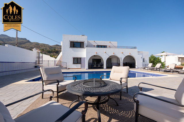 MOJ4V15: Villa for Sale in Mojácar Playa, Almería