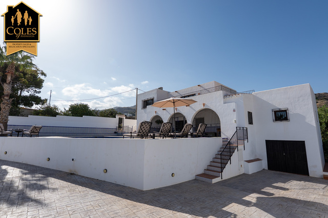 MOJ4V15: Villa for Sale in Mojácar Playa, Almería