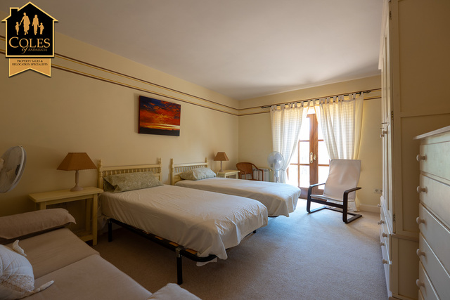 BED4V05: Villa for Sale in Bedar, Almería