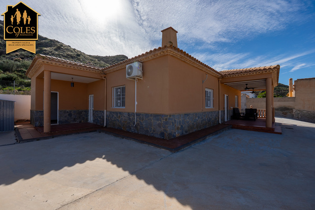 ALM3V11: Villa for Sale in Almanzora, Almería ALM3V11: Villa for Sale in Almanzora, Almería