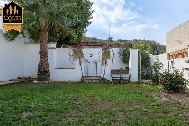 SOR3C01: Cortijo for Sale in La Huelga, Almería SOR3C01: Cortijo for Sale in La Huelga, Almería