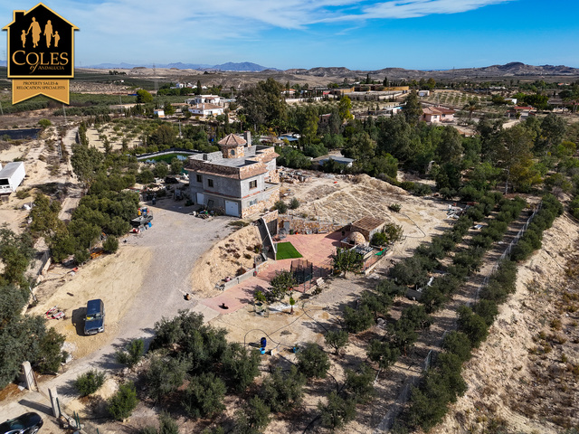 TUR5V03: Villa for Sale in Turre, Almería
