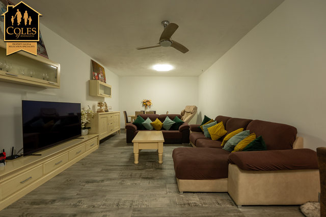 TUR5V03: Villa for Sale in Turre, Almería