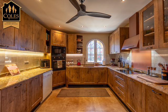 CUE3C02: Cave house for Sale in Cuevas del Almanzora, Almería