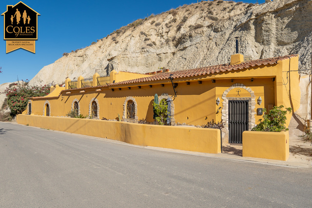 CUE3C02: Cave house for Sale in Cuevas del Almanzora, Almería