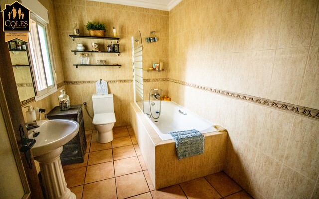 CUE4V04: Villa for Sale in Cuevas del Almanzora, Almería