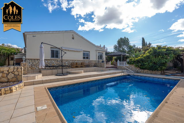 ARB4VC10: Villa for Sale in Arboleas, Almería