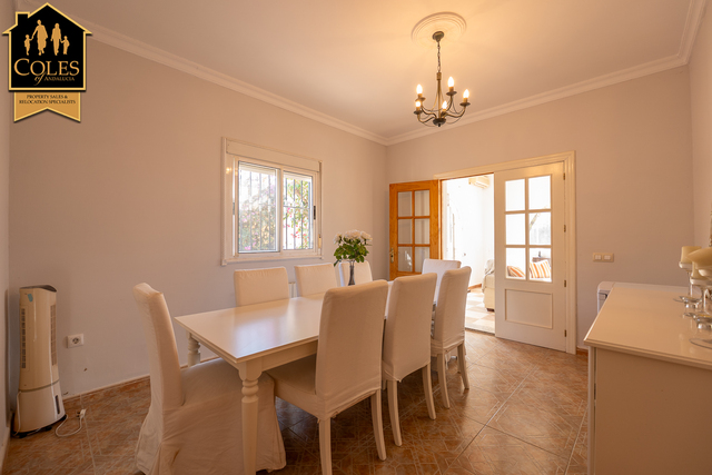 ARB4VC10: Villa for Sale in Arboleas, Almería