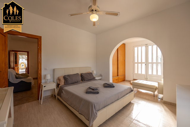 ARB4VC10: Villa for Sale in Arboleas, Almería