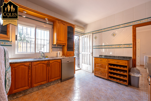 ARB4VC10: Villa for Sale in Arboleas, Almería