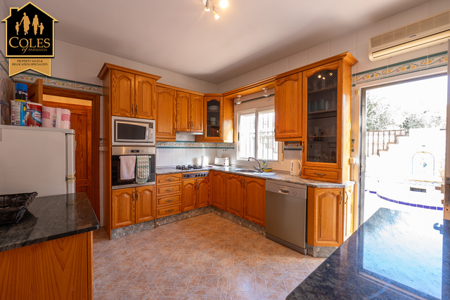 ARB4VC10: Villa for Sale in Arboleas, Almería