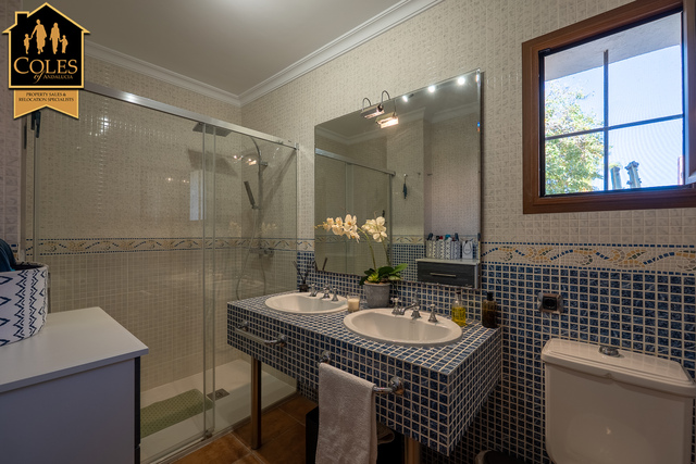 DES4V03: Villa for Sale in Desert Springs, Almería DES4V03: Villa for Sale in Desert Springs, Almería