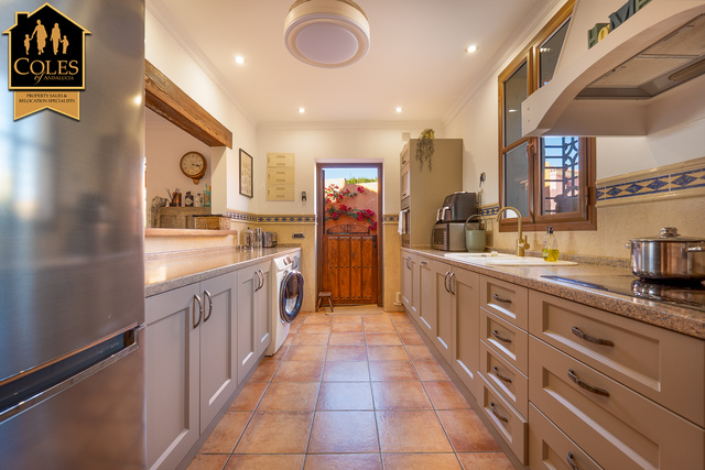 DES4V03: Villa for Sale in Desert Springs, Almería DES4V03: Villa for Sale in Desert Springs, Almería