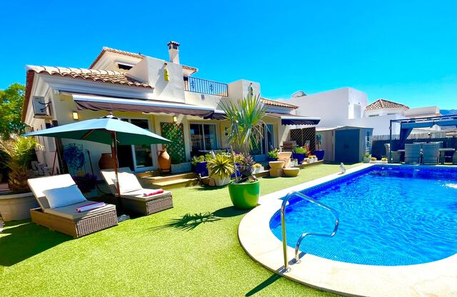 GAL3VHN16: Villa for Sale in Los Gallardos, Almería