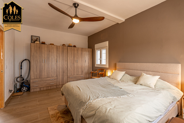 ULE2V02: Villa for Sale in Uleila del Campo, Almería