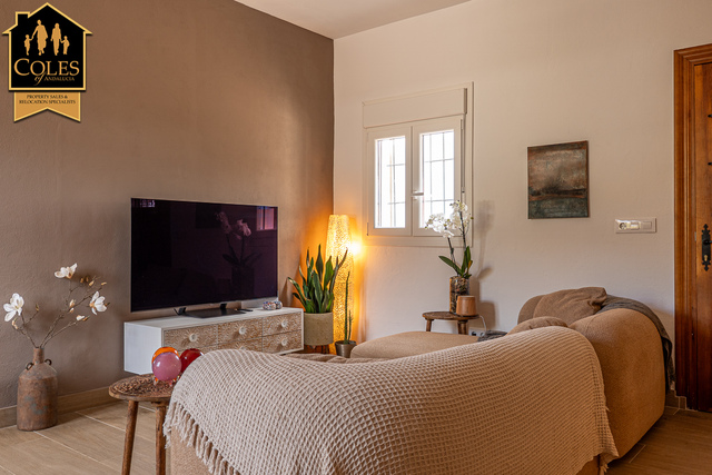 ULE2V02: Villa for Sale in Uleila del Campo, Almería