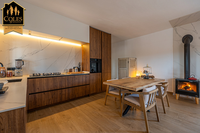 ULE2V02: Villa for Sale in Uleila del Campo, Almería