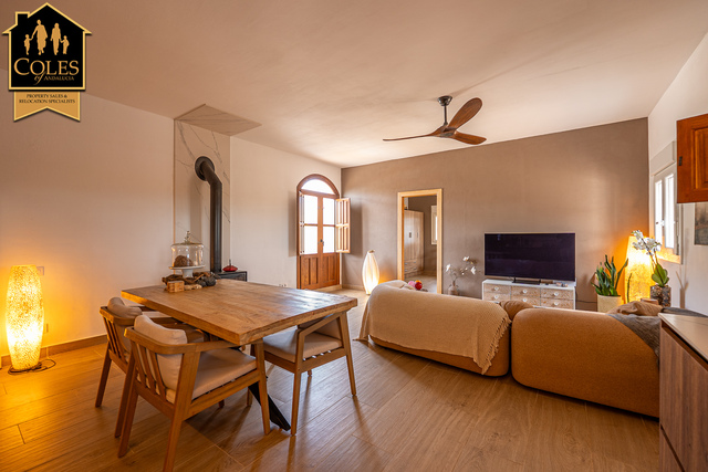 ULE2V02: Villa for Sale in Uleila del Campo, Almería