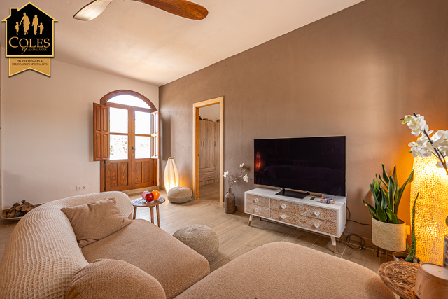 ULE2V02: Villa for Sale in Uleila del Campo, Almería