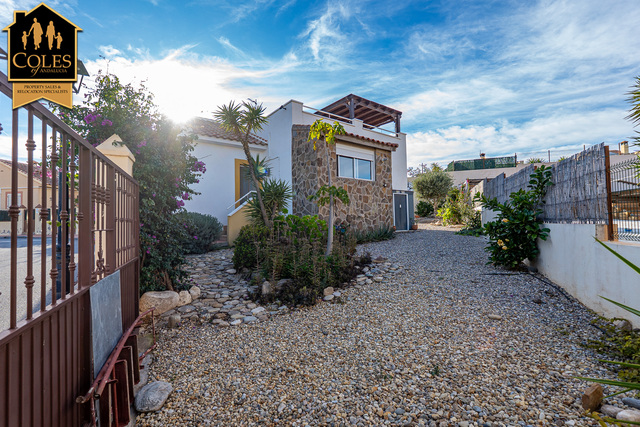 ALF2V01: Villa for Sale in La Alfoquia, Almería