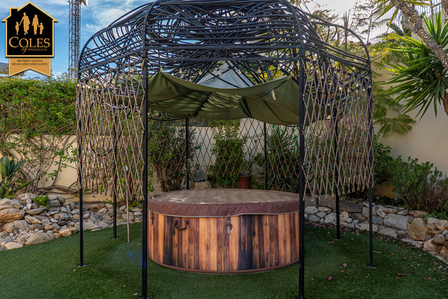 ALF2V01: Villa for Sale in La Alfoquia, Almería