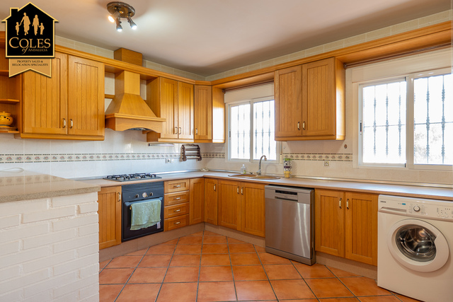 CAN3V06: Villa for Sale in Cantoria, Almería