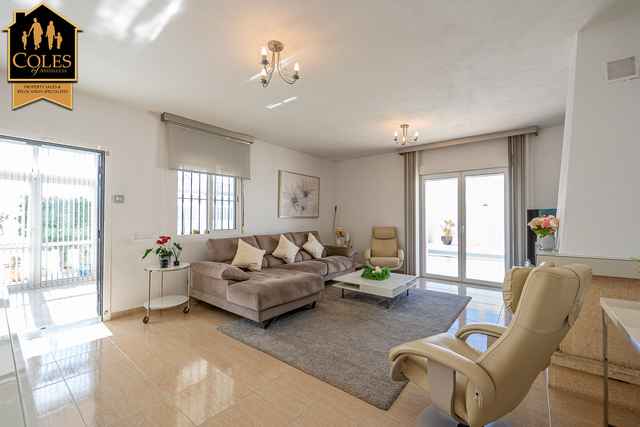 ZUR3VC08: Villa for Sale in Zurgena, Almería ZUR3VC08: Villa for Sale in Zurgena, Almería