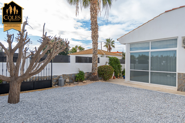 ZUR3VC08: Villa for Sale in Zurgena, Almería ZUR3VC08: Villa for Sale in Zurgena, Almería