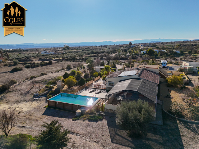 URC3V01: Villa for Sale in Urcal, Almería