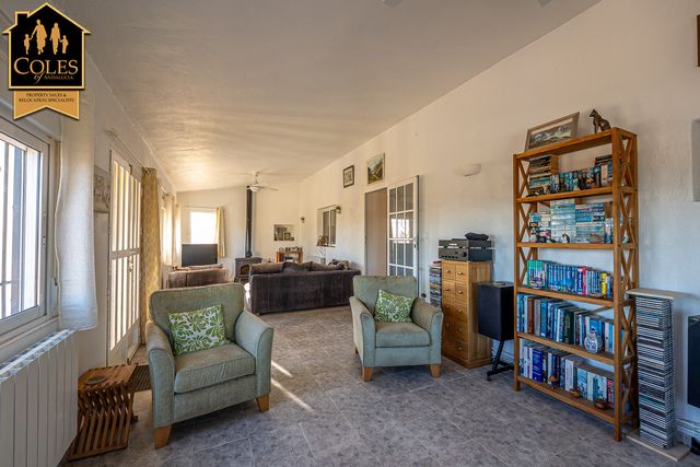 URC3V01: Villa for Sale in Urcal, Almería