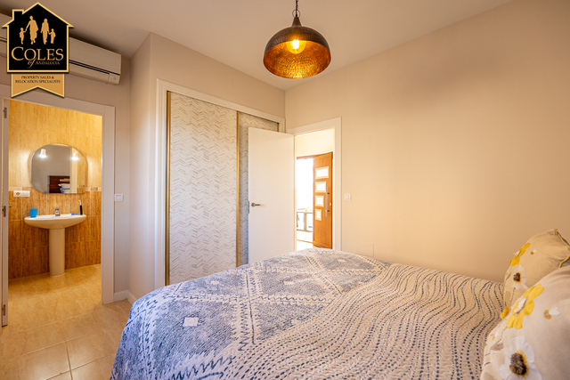 ZUR3V17: Villa for Sale in Zurgena, Almería