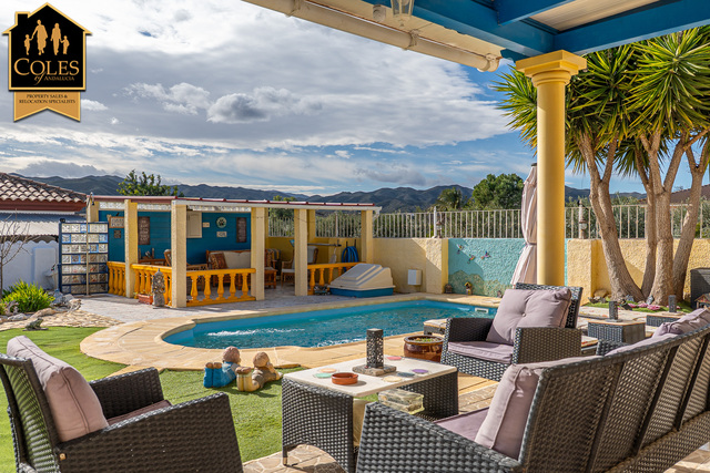 ARB3VLP51: Villa for Sale in Arboleas, Almería