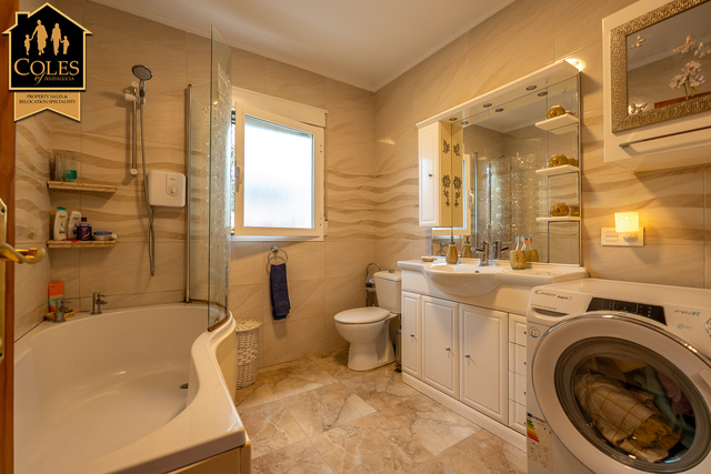 ARB3VLP51: Villa for Sale in Arboleas, Almería