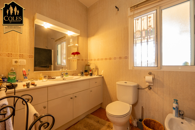 ARB4VLP12: Villa for Sale in Arboleas, Almería