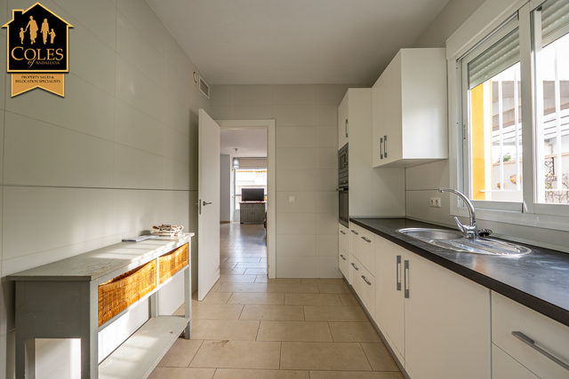 TUR3V56: Villa for Sale in Turre, Almería